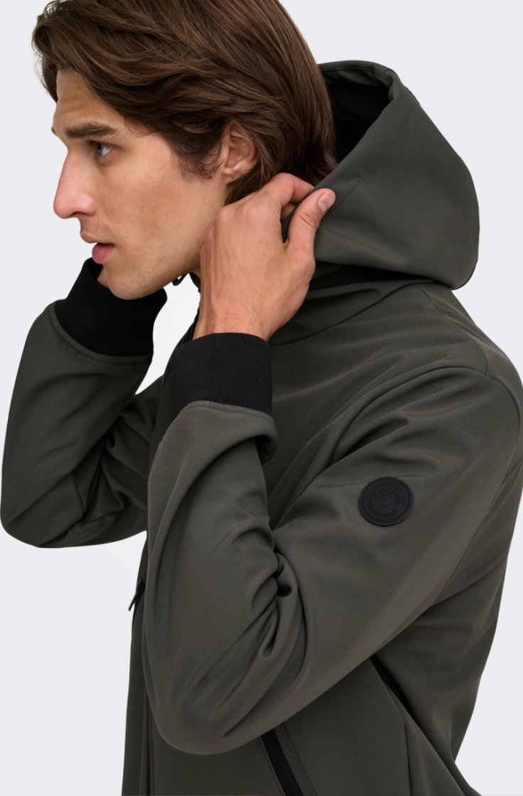 onsbowie softshell bomber beluga