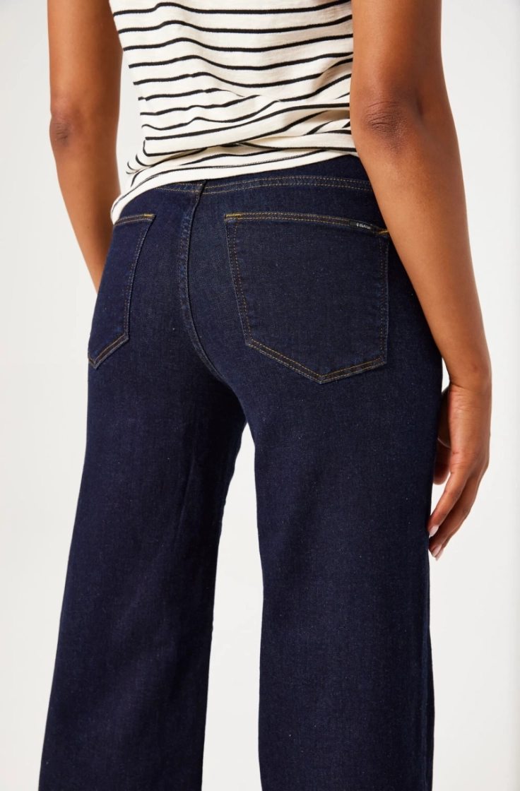 celia wide  5758