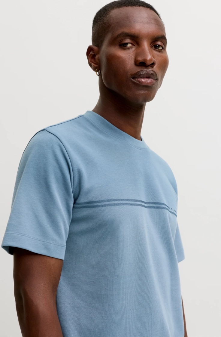 jcofusion chest brand tee ss c blue mirage
