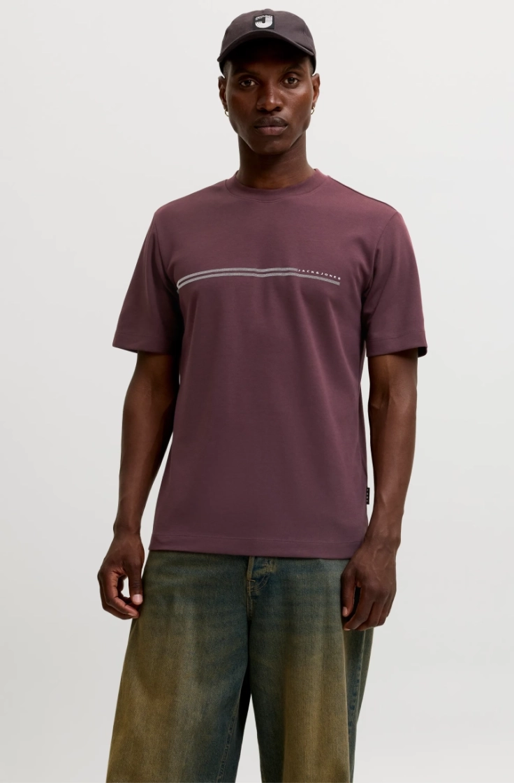 jcofusion chest brand tee ss c fudge
