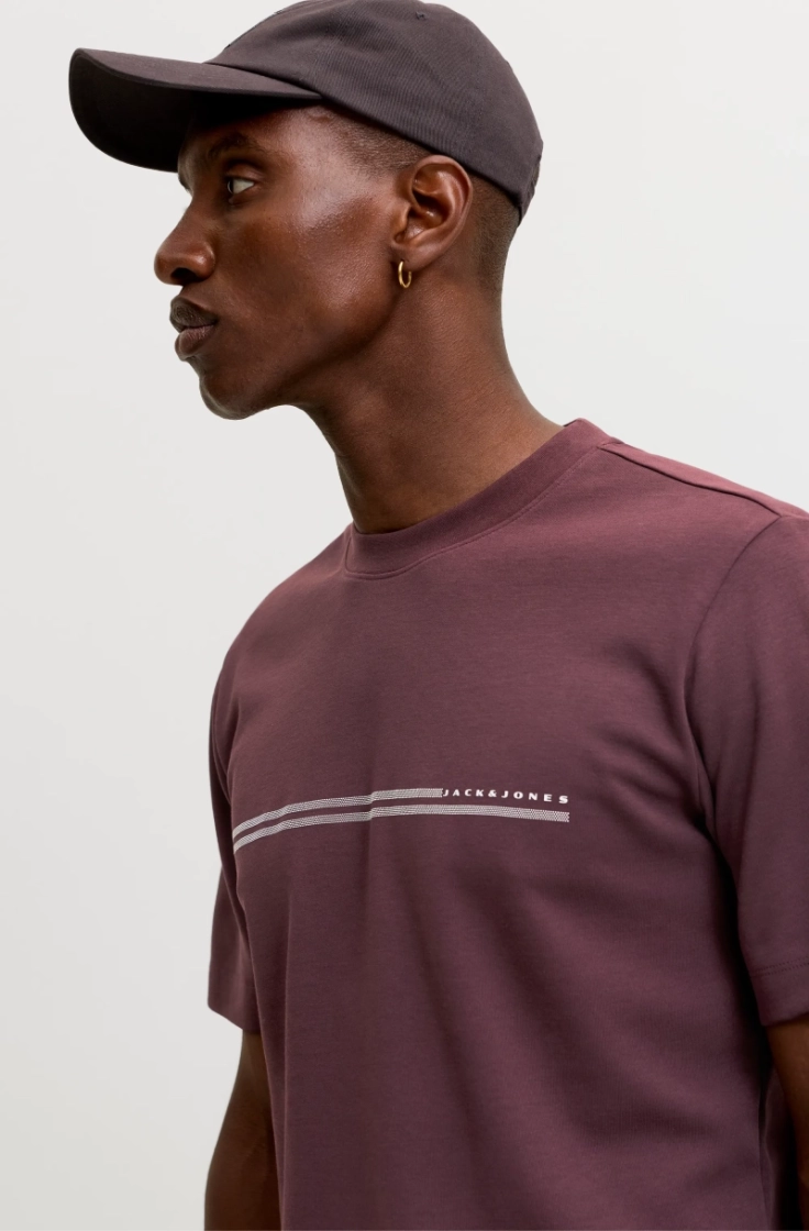 jcofusion chest brand tee ss c fudge