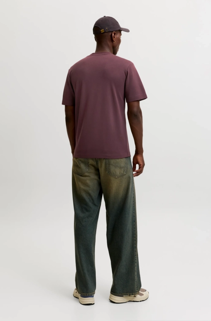 jcofusion chest brand tee ss c fudge