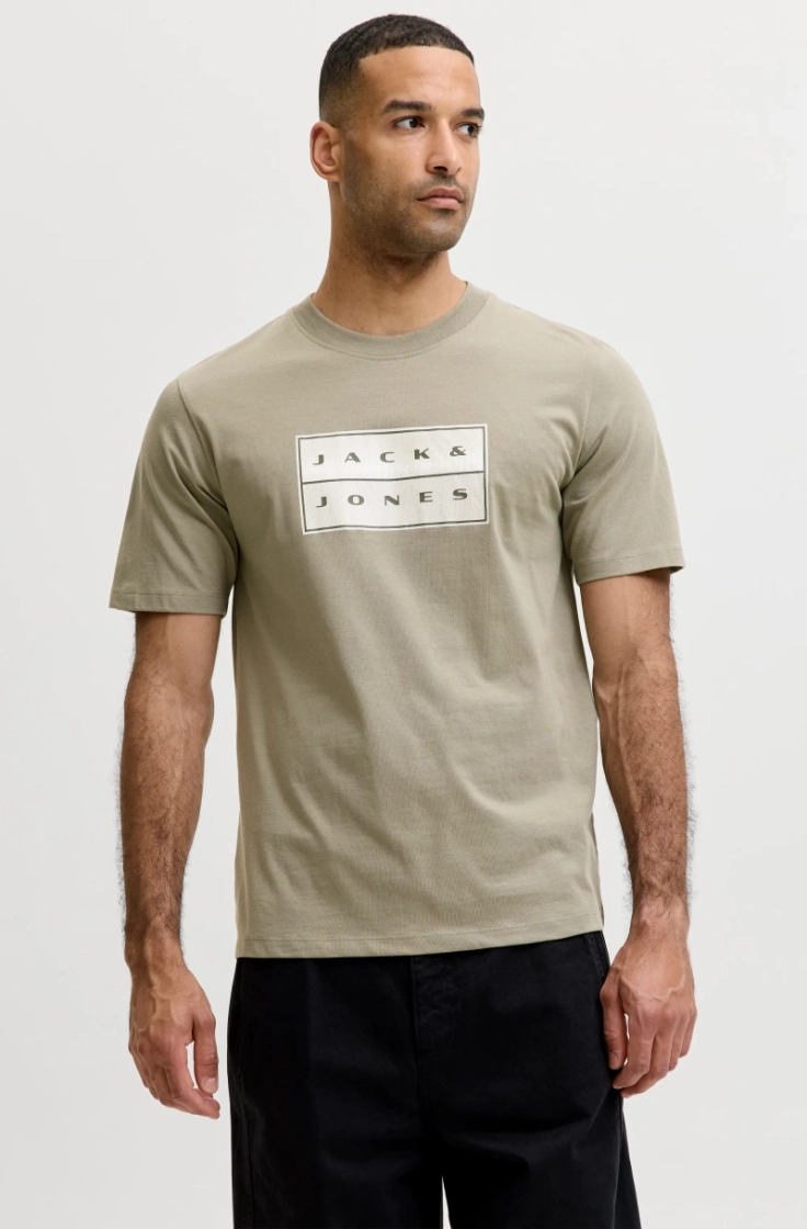 jcofusion box print tee ss cn vetiver