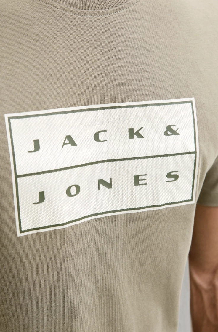 jcofusion box print tee ss cn vetiver