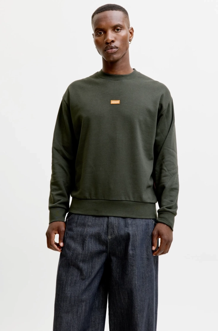 jcoclub badge sweat crew neck peat