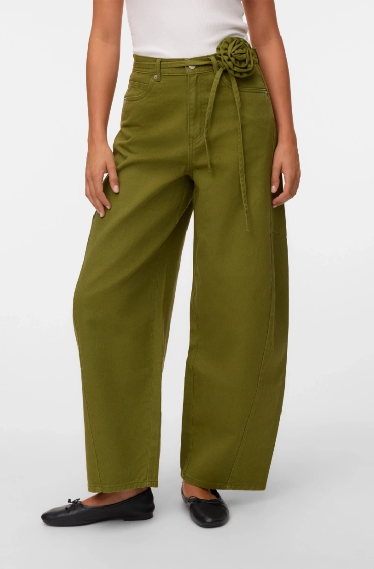 vmkaitlin hr wide colored barr sphagnum